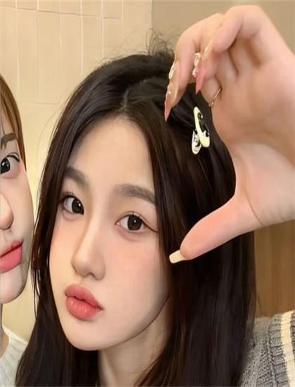 人妻无码AV系列久久电影_婷婷开心综合_黑色名单在线观看